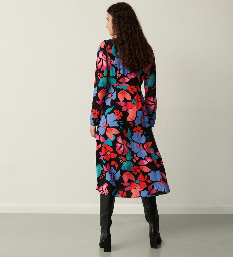 Elizara Black Floral Midi Dress                      LENZING™ ECOVERO™
