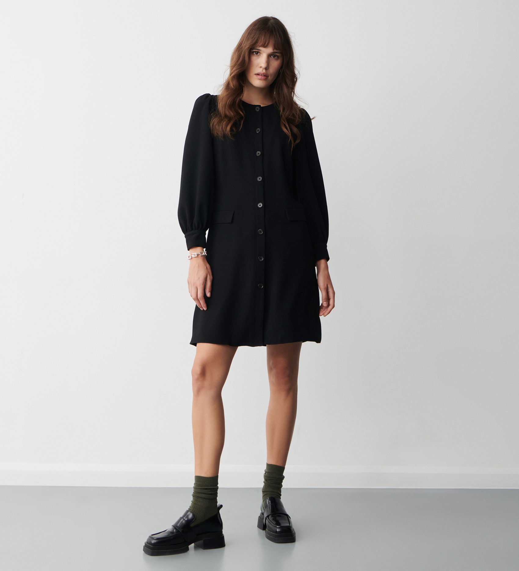 Black knee outlet length shirt dress