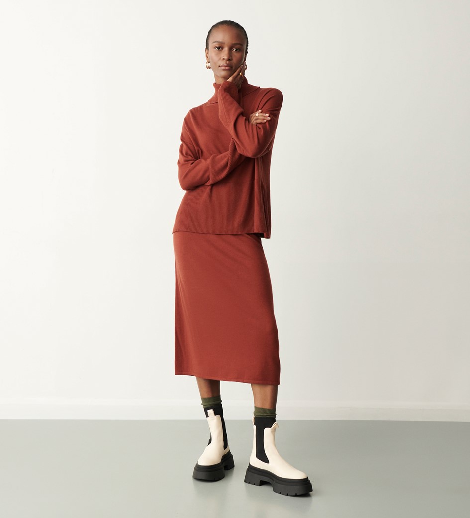 Thea Brick Knitted Midi Skirt