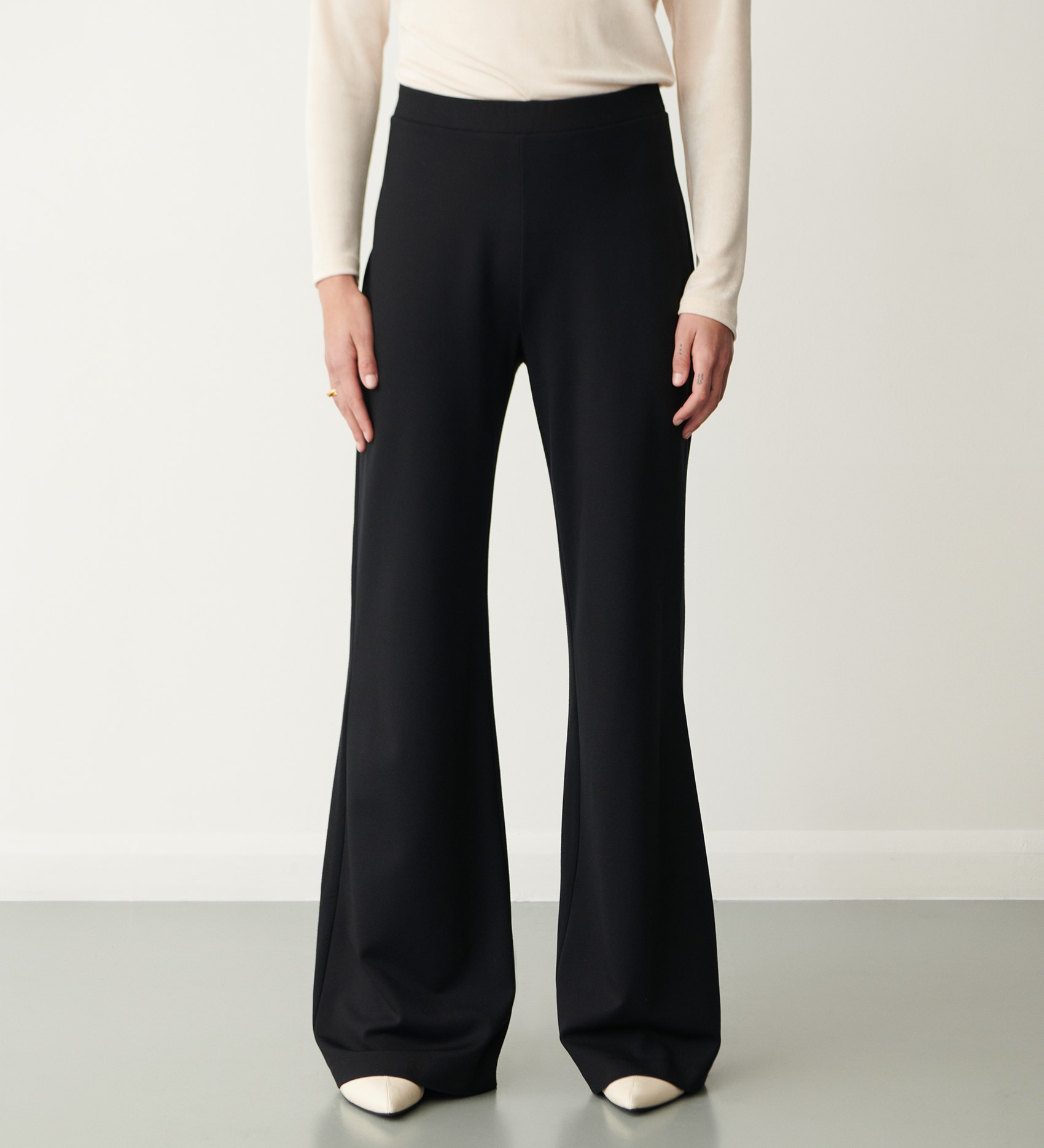 Reyna Black Ponte Jersey Trouser | Finery London