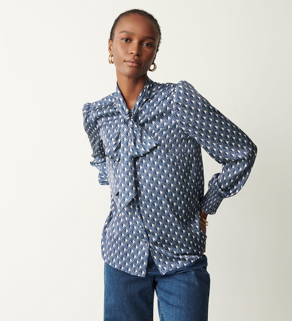 Sheila Navy Geo Blouse