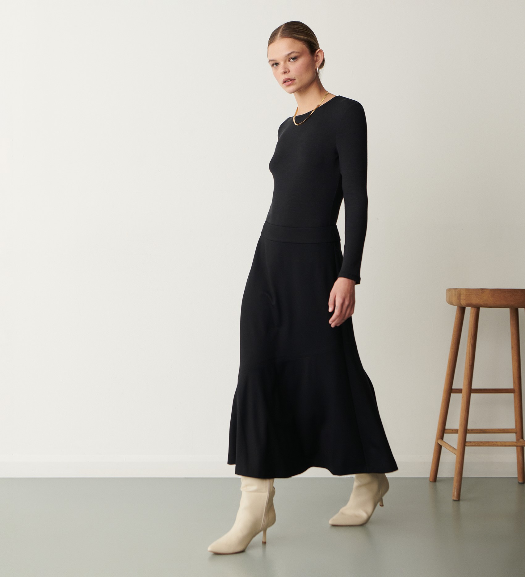 Grace Black Ponte Jersey Midi Skirt | Finery London