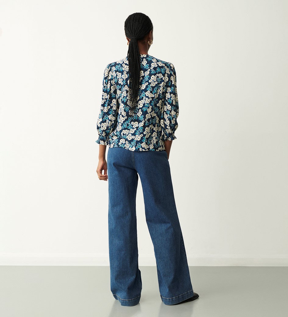 Cathy Blue Daisy Top